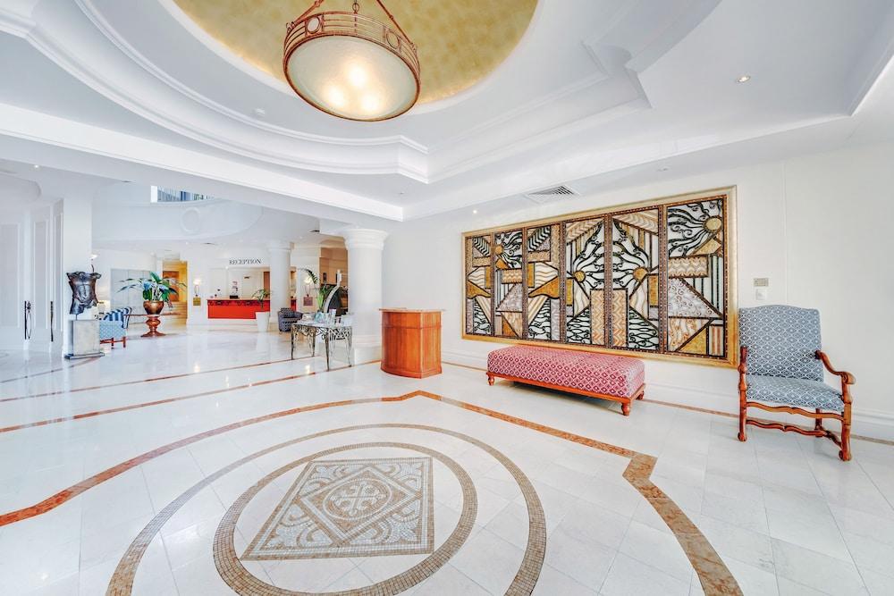 The Phoenician Resort Gold Coast Exterior photo
