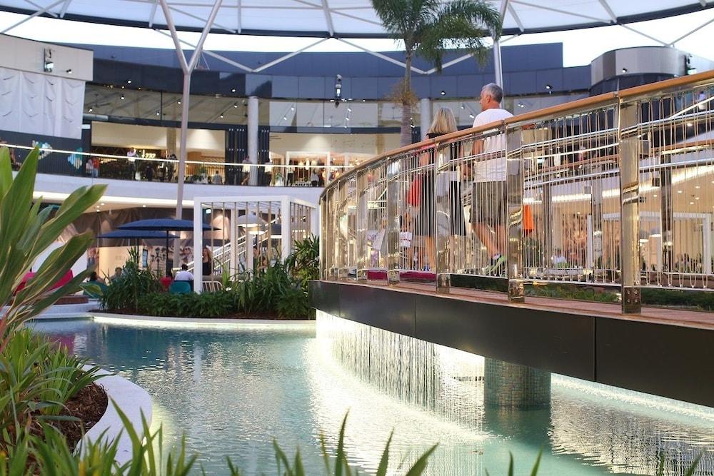 The Phoenician Resort Gold Coast Exterior photo